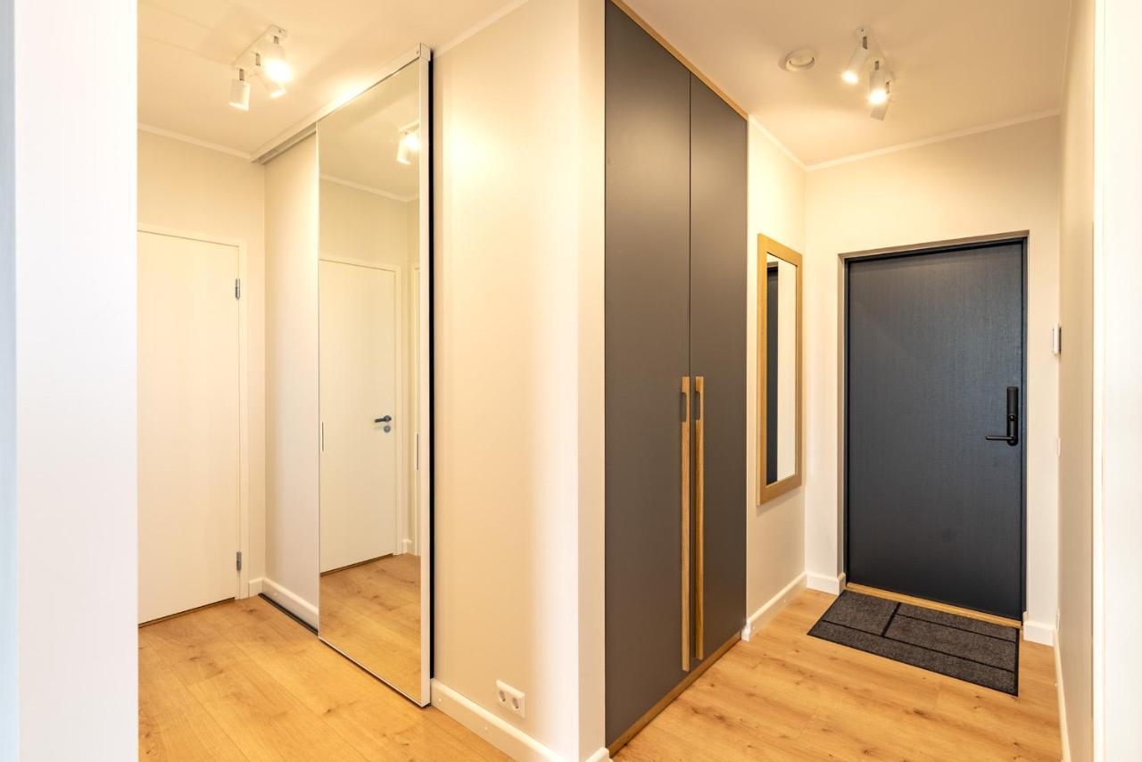 Apartment Artisa Riia Str 20a Luxury 2br Penthouse *